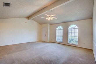8132 Sweetwater Ln in Fort Worth, TX - Building Photo - Building Photo