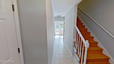 718 Arnold Rd in Wilmington, NC - Building Photo - Building Photo