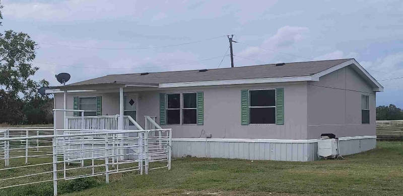 4403 Fm 514 in Point, TX - Building Photo