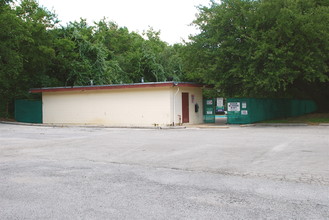 Sleepy Hollow Mobile Home Park in Fort Worth, TX - Building Photo - Building Photo