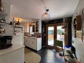 4448 Cedar Ave S in Minneapolis, MN - Building Photo - Building Photo