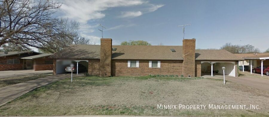 1005 Garland in Plainview, TX - Foto de edificio