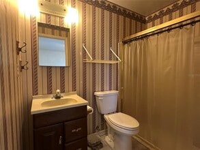 8100 Pickwick Rd in North Port, FL - Building Photo - Building Photo