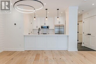430-430 Pearl St in Burlington, ON - Building Photo - Building Photo