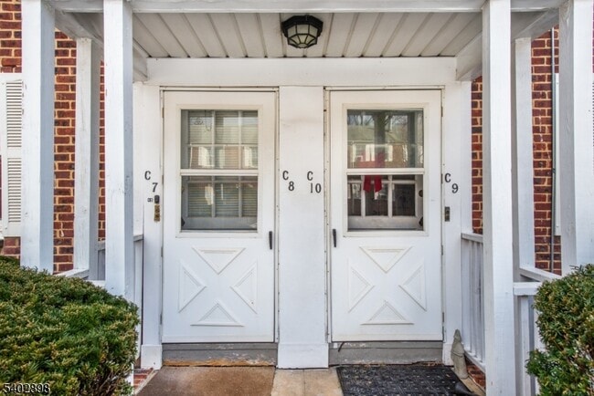 445 Morris Ave in Springfield, NJ - Building Photo - Building Photo