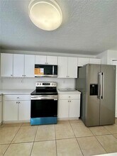 15246 SW 30th Terrace in Miami, FL - Building Photo - Building Photo
