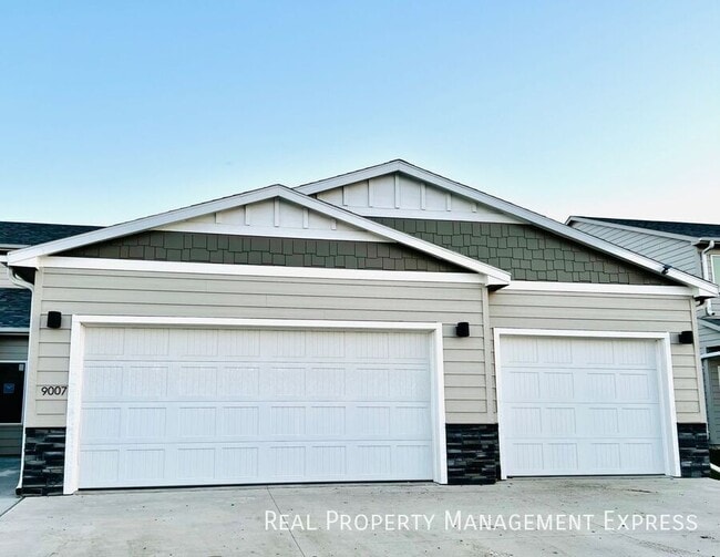 property at 9007 W Jerald Pl
