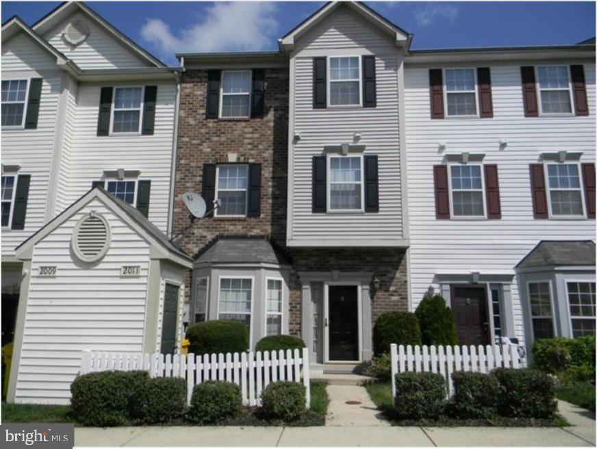 2011 Cramer Point Ct in Odenton, MD - Building Photo