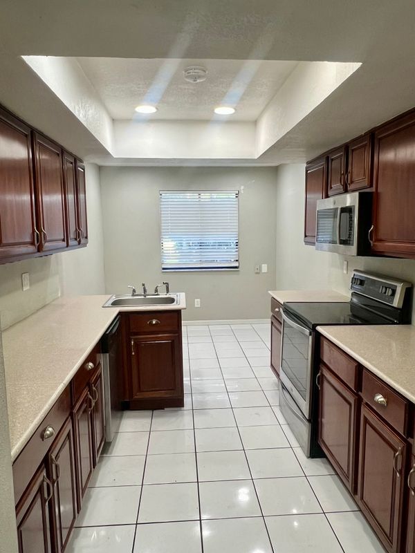 property at 3880 Villa Rose Ln