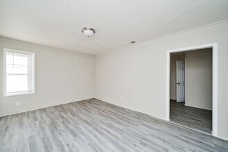 324 10th Way in Pleasant Grove, AL - Building Photo - Building Photo