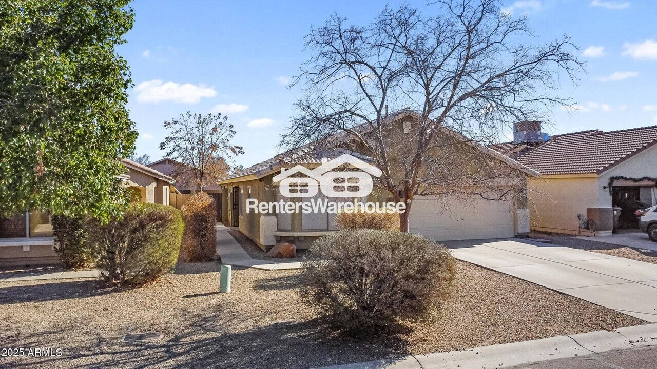 39837 N Manetti St in San Tan Valley, AZ - Building Photo