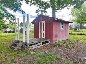 1825 Kenwood Rd in Kingsport, TN - Building Photo - Building Photo