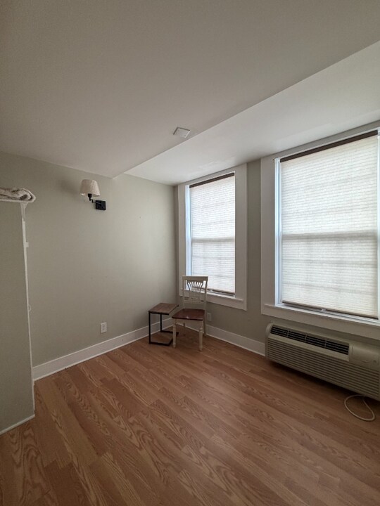 231 Main St in Brandenburg, KY - Foto de edificio