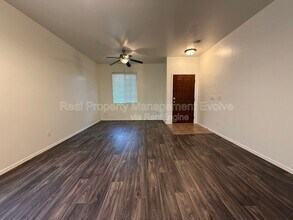 7337 W St Catherine Ave in Phoenix, AZ - Building Photo - Building Photo