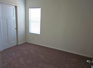 1409 N French St in Casa Grande, AZ - Building Photo - Building Photo