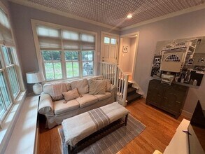 133 Walnut St in Wellesley, MA - Building Photo - Building Photo