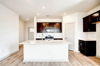 10600 Seguin St in Austin, TX - Building Photo - Building Photo