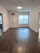 310 Madison Ave in Elizabeth, NJ - Building Photo - Building Photo