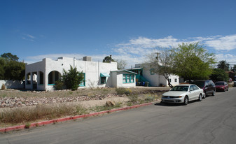 1702 E 8th St in Tucson, AZ - Building Photo