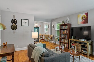 822 Green St in Durham, NC - Building Photo - Building Photo