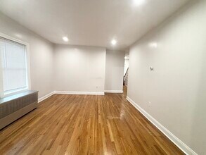 35 Madison St in Malden, MA - Foto de edificio - Building Photo