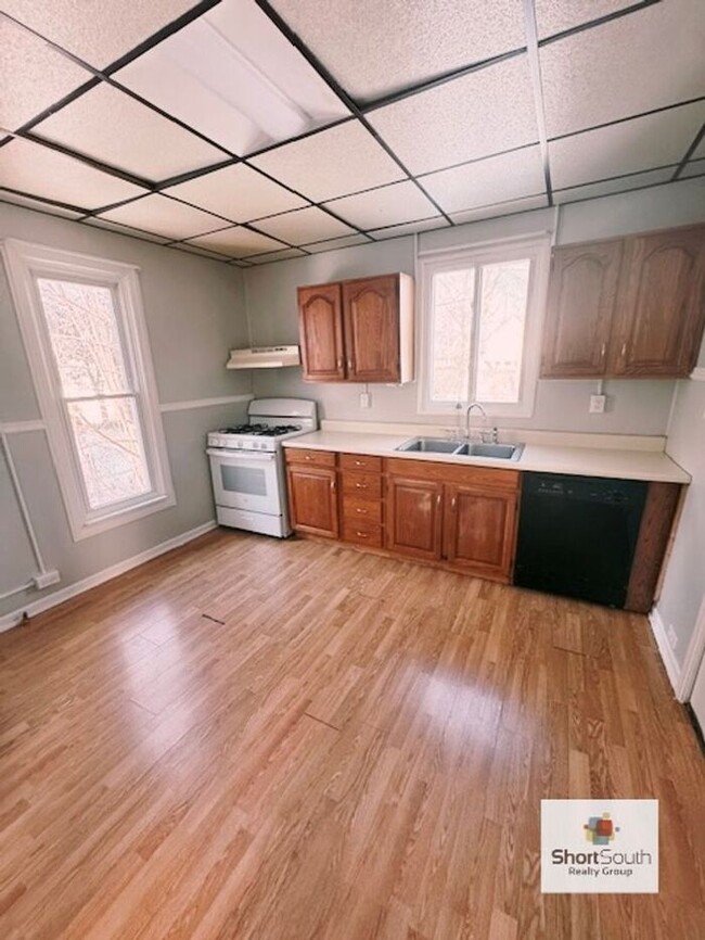 1047 Watson St SW in Grand Rapids, MI - Building Photo - Building Photo