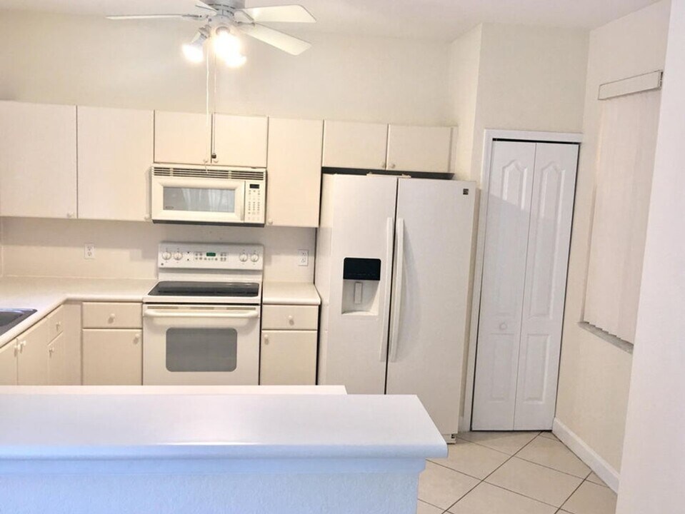 2008 Shoma Dr in West Palm Beach, FL - Building Photo