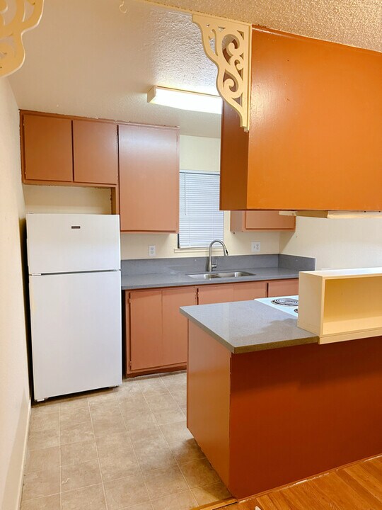 2117 9th St, Unit 3 in Sacramento, CA - Building Photo