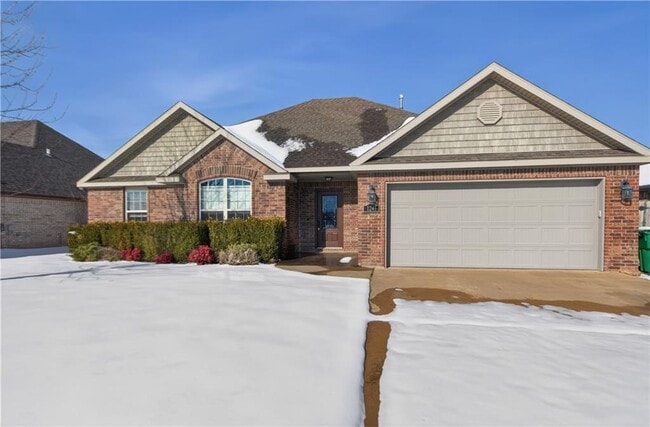 property at 1241 Kensington Dr