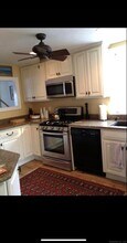 795 E Broadway in Milford, CT - Building Photo - Building Photo