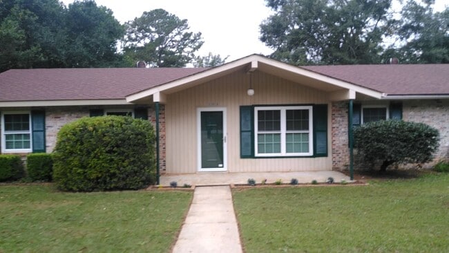 property at 103 Meadowlark Ln