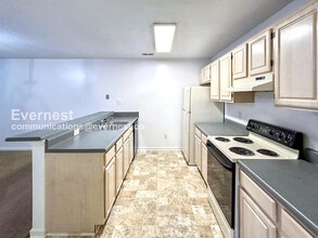 2703 Westgate Cir in Williamsburg, VA - Foto de edificio - Building Photo