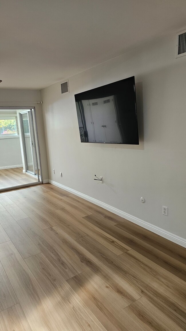 16599 Caminito Vecinos, Unit 1 in San Diego, CA - Building Photo - Building Photo