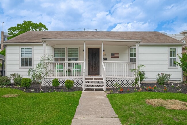 property at 4110 Gramercy St