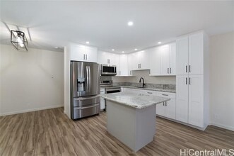 46-63-63 Emepela Pl in Kaneohe, HI - Building Photo - Building Photo