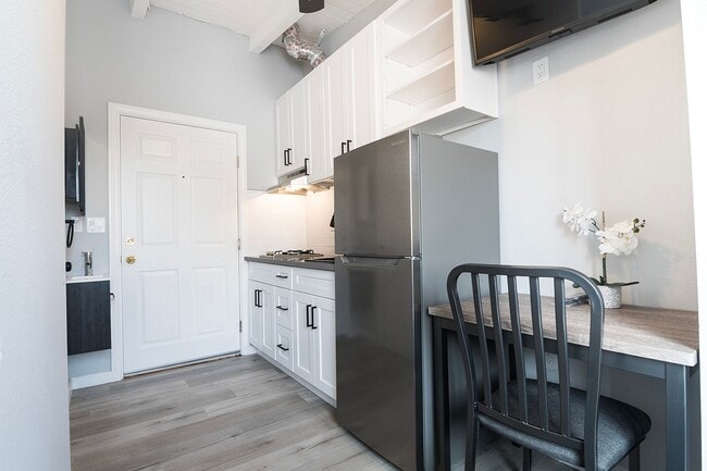 Casas On Cordova Street Apartments