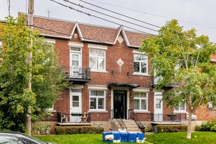 2071 De Clifton Av in Montréal, QC - Building Photo