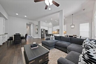 709 Field Crossing in Aubrey, TX - Building Photo - Building Photo