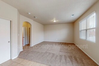 2440 Corvara Drive Southeast in Rio Rancho, NM - Building Photo - Building Photo