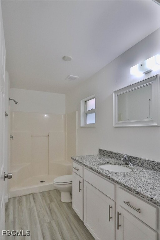 11931 Palm Bay Court in Bonita Springs, FL - Foto de edificio - Building Photo