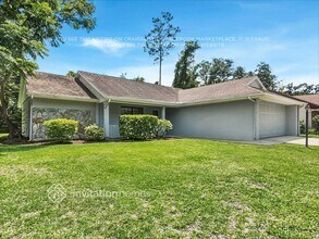 7230 Baltusrol Dr in New Port Richey, FL - Foto de edificio - Building Photo
