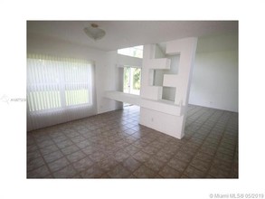 4821 SW 34th Terrace-Unit -4821 in Fort Lauderdale, FL - Foto de edificio - Building Photo