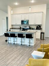 467 Binney St NE in Palm Bay, FL - Building Photo - Building Photo
