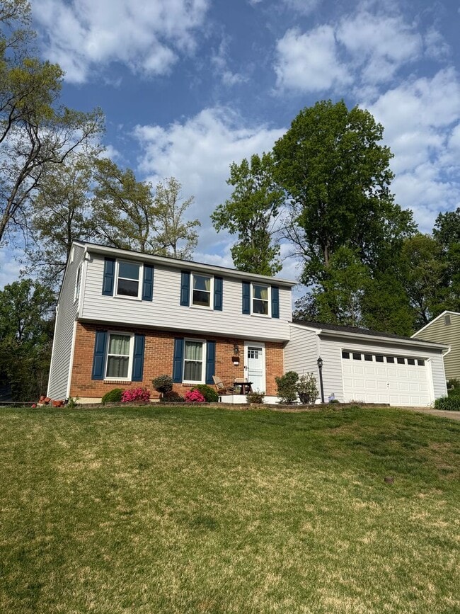 15310 Holly Hill Dr in Montclair, VA - Building Photo - Building Photo