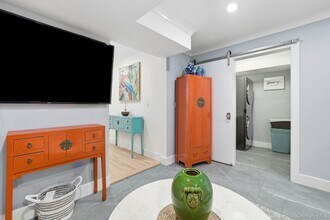 1068 Boston Post Rd in Rye, NY - Building Photo - Building Photo