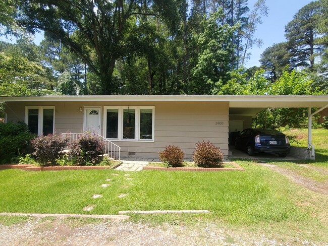 property at 2409 N Duke St