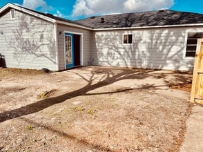 4834 Meadow Park Dr in Houston, TX - Building Photo - Building Photo