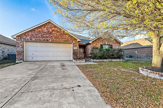 property at 2811 Briarbrook Dr