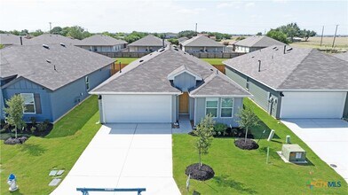 465 Payton Dr in New Braunfels, TX - Building Photo - Building Photo