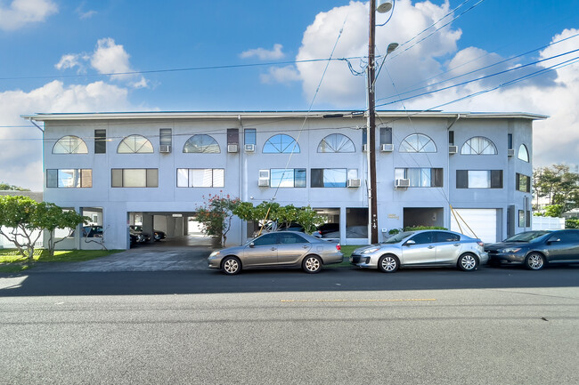 Makiki Crescent in Honolulu, HI - Building Photo - Building Photo